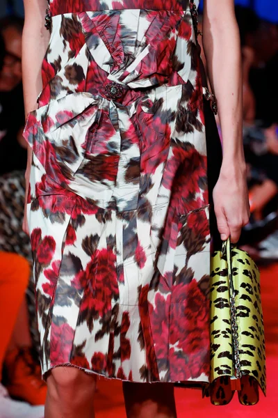 Look 74